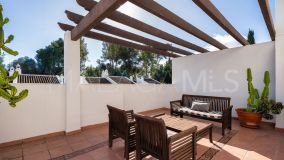 Maison de Ville for sale in El Alcornoque, Nueva Andalucia