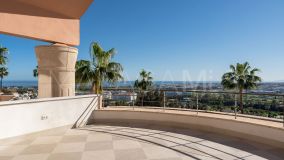 Takvåning for sale in Magna Marbella, Nueva Andalucia