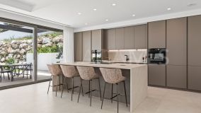 Villa for sale in Fuente del Espanto, Benahavis