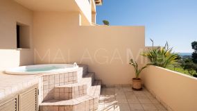 Lägenhet for sale in Aloha Park, Nueva Andalucia