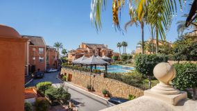 Takvåning for sale in Andalucia Alta, Nueva Andalucia