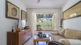 Apartment for sale in Los Arcos (La Quinta), Benahavis