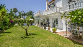Villa for sale in Marbella Country Club, Nueva Andalucia