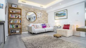Villa for sale in La Campana, Nueva Andalucia