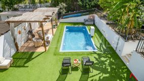 Villa for sale in La Campana, Nueva Andalucia