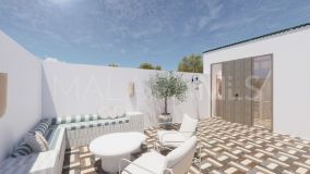 Town House for sale in La Colina, Nueva Andalucia