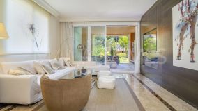 Erdgeschosswohnung zu verkaufen in Alminar de Marbella, Nueva Andalucia
