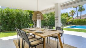 Villa for sale in Supermanzana H, Nueva Andalucia