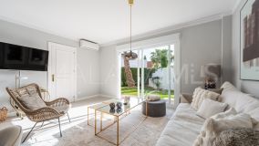 Appartement rez de chaussée for sale in Jardines de Andalucia, Nueva Andalucia