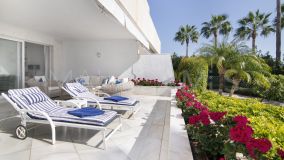 Apartamento Planta Baja en venta en Los Granados Golf, Nueva Andalucia