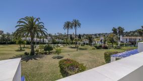 Apartamento en venta en La Rinconada, Nueva Andalucia