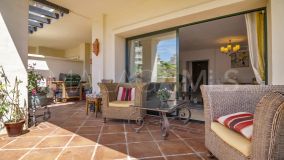 Ground Floor Apartment for sale in Los Capanes del Golf, Benahavis