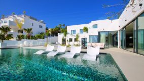 Villa zu verkaufen in El Rosario, Marbella Ost