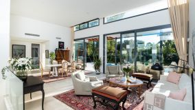 Villa en venta en Arboleda, Estepona