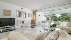 Apartamento Planta Baja en venta en Los Granados Golf, Nueva Andalucia