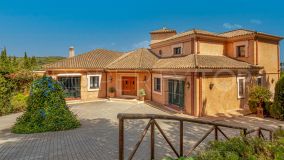 For sale villa in Zona E with 5 bedrooms