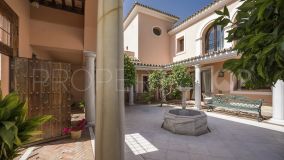 6 bedrooms villa for sale in San Roque Club
