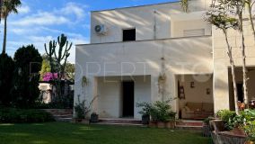 4 bedrooms villa in Zona A for sale