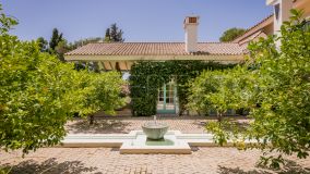 Comprar villa en Zona D con 8 dormitorios