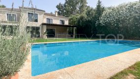 Villa for sale in Zona B with 6 bedrooms