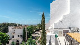 Luxury penthouse with sea views in Las Colinas de Marbella, Benahavis
