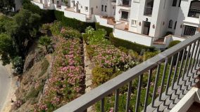 Penthouse for sale in Los Arqueros, Benahavis