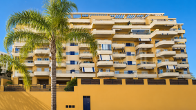 Apartamento en venta en Estepona Puerto, Estepona Ciudad