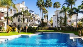 Erdgeschosswohnung zu verkaufen in Los Naranjos, Nueva Andalucia