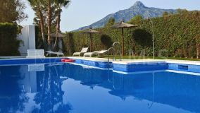 Appartement rez de chaussée for sale in Los Naranjos, Nueva Andalucia