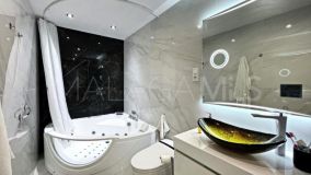 Apartment for sale in Playa Bajadilla - Puertos, Marbella City