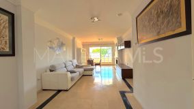 Lägenhet for sale in Las Lomas de Rio Real, Marbella Öst