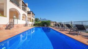 Atico Duplex en venta en Los Almendros, Benahavis