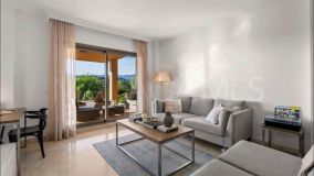 Ground Floor Apartment for sale in Mirador del Paraiso, Benahavis