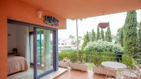 Maison Jumelée for sale in Los Naranjos, Nueva Andalucia