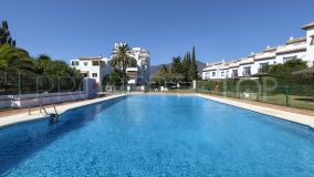 Duplex penthouse for sale in Estepona Playa with 3 bedrooms