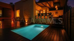 Villa for sale in Parque Botanico, Estepona East