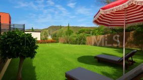 Villa for sale in Parque Botanico, Estepona East