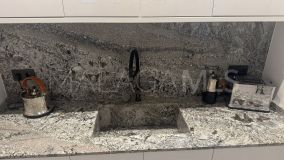 Apartamento en venta en La Heredia, Benahavis