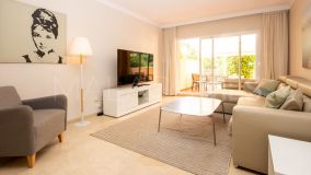 Apartamento Planta Baja en venta en Elviria, Marbella Este