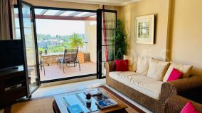 Atico Duplex en venta en Los Arqueros, Benahavis