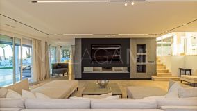 Villa for sale in Nueva Andalucia, Marbella