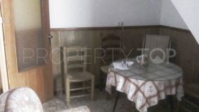 Casa con 4 dormitorios a la venta en Guaro
