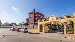 For sale Tomares house with 4 bedrooms