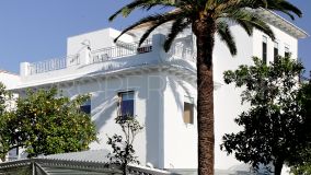 Casa a la venta con 7 dormitorios en Reina Mercedes - Heliopolis