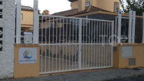Detached villa in Isla Cristina with tourist license
