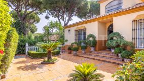For sale house in Oromana with 5 bedrooms