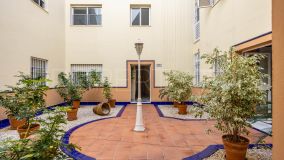 For sale flat with 4 bedrooms in Puerta Carmona - Puerta Osario- Amador de los Ríos