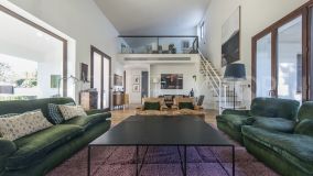 For sale villa with 5 bedrooms in Bollullos de la Mitacion