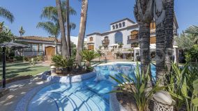 5 bedrooms villa in Zaudin Golf for sale