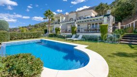 Exquisite Villa in Istan: Luxurious 5 bedroom Family Living Amidst Natural Beauty Near Marbella